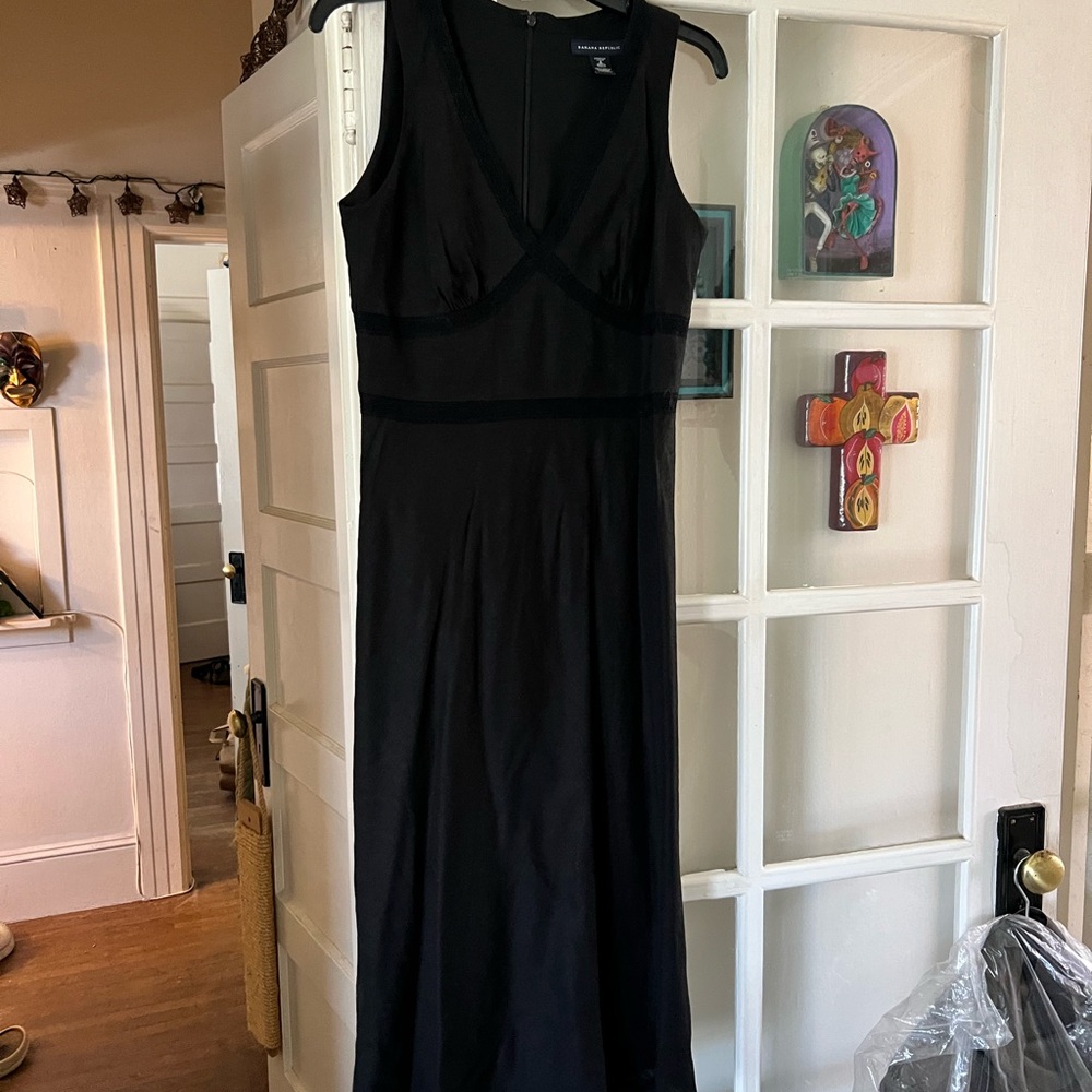 Banana Republic Gorgeous Feminine Classy Black Dress